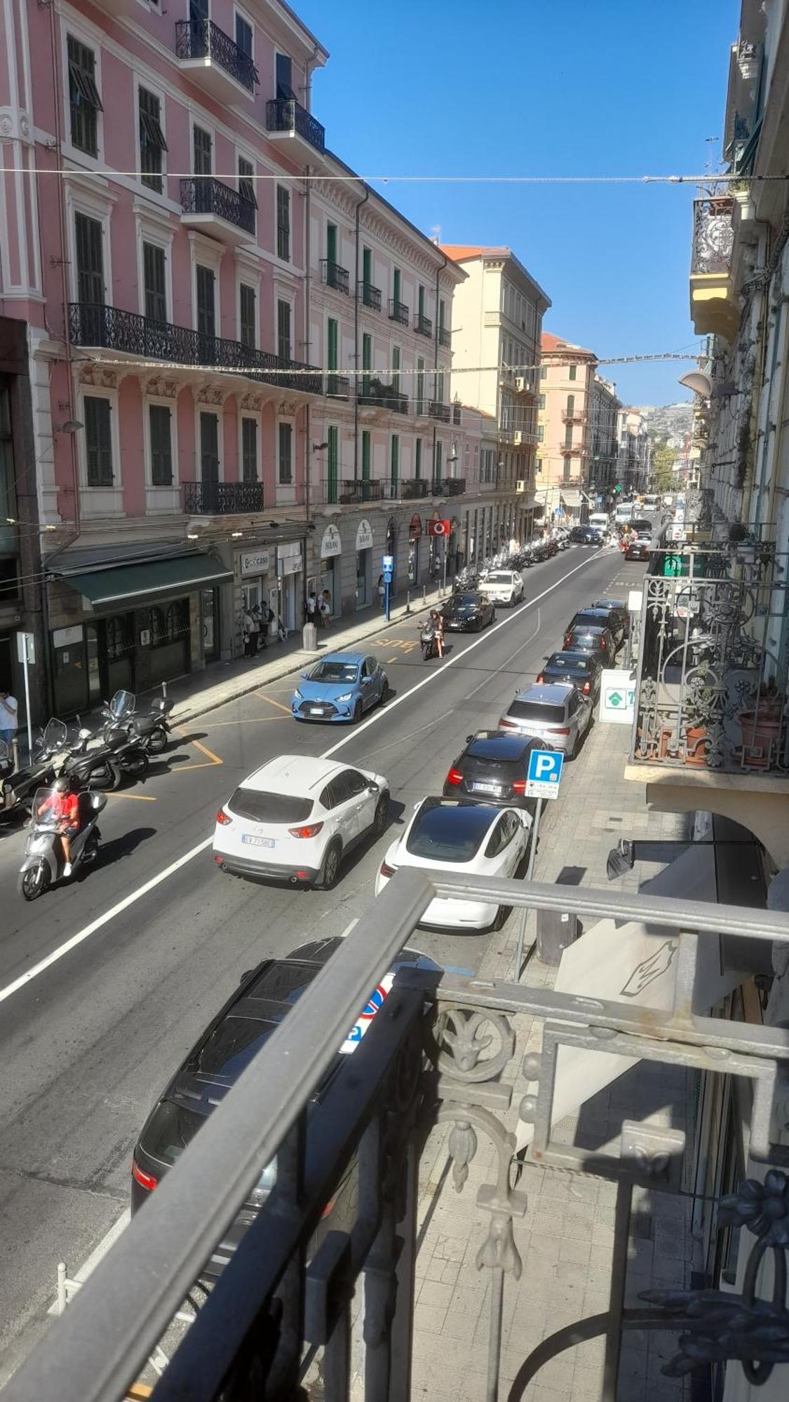 Appartamento Centralissimo 圣雷默 外观 照片