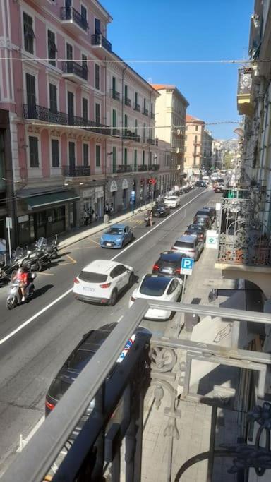 Appartamento Centralissimo 圣雷默 外观 照片